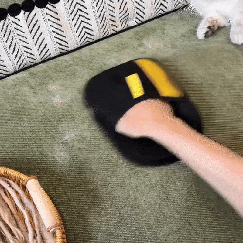 The Ultimate Pet Hair Removal Gloves for Effortless Fur Cleanup on Clothes, Furniture & Cars